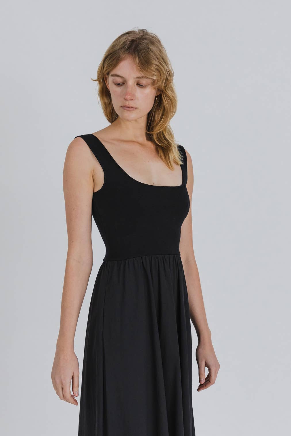 The Lucinda Dress: LARGE / BLACK