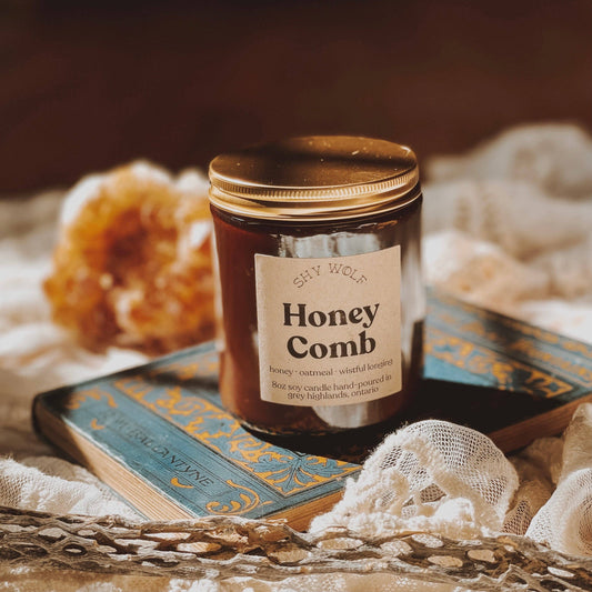 Daisy Jones and the Six Honeycomb Candle - Honey Soy Candle: 8oz