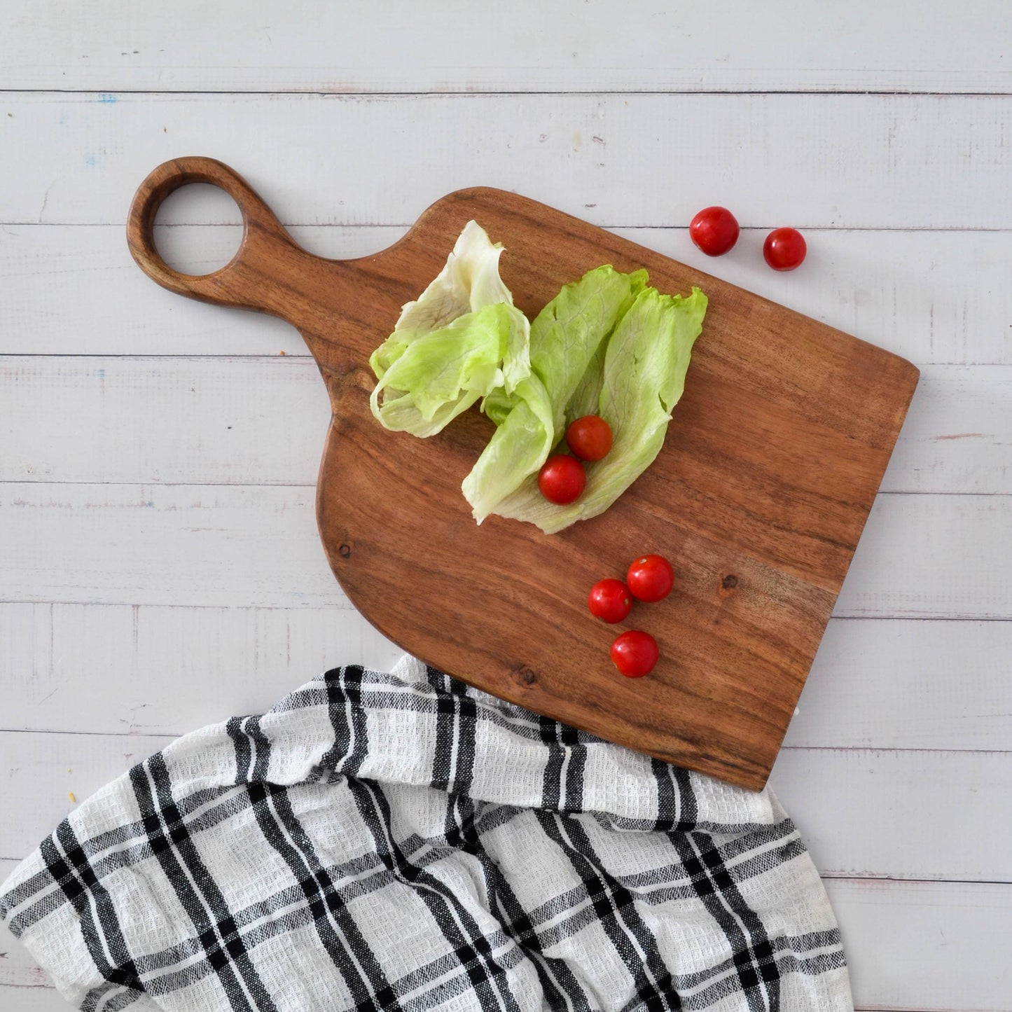 Cedar cutting board E