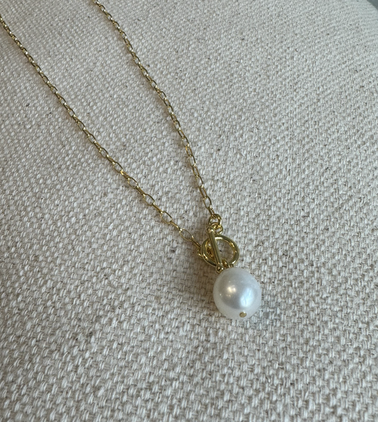 Pearl Paperclip Toggle Necklace